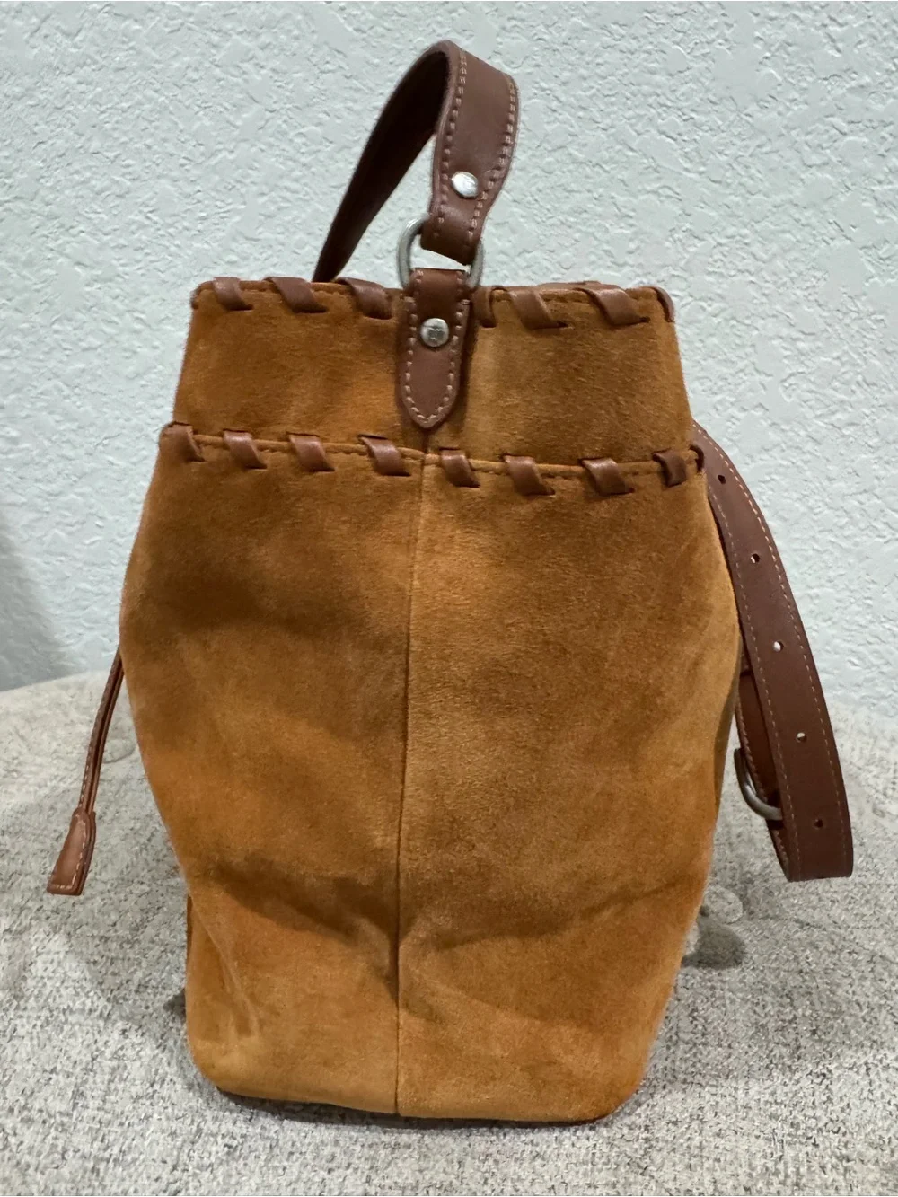 Tecovas Suede Drawstring Bucket Bag in Tan
